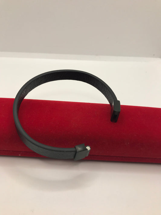 Bracelet en cuir uni