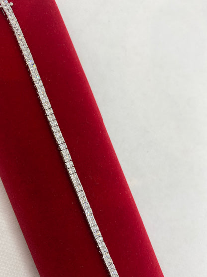 ਅਸਲੀ ਚਾਂਦੀ ਦੀ ਰਾਜਕੁਮਾਰੀ ਕੱਟ ਟੈਨਿਸ ਬਰੇਸਲੇਟ