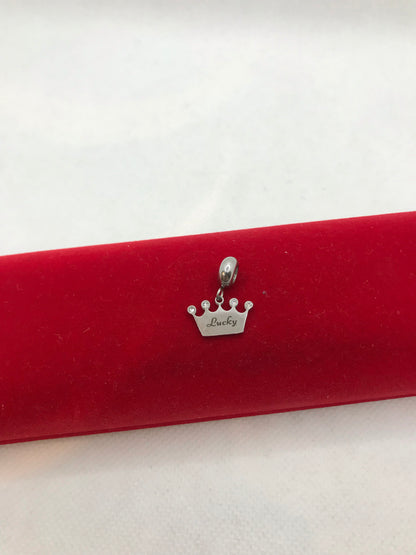 ਪਿਆਰੇ ਸੁਹਜ ਅਤੇ ਪੈਂਡੈਂਟ