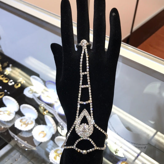 Bijoux de main couleur argent