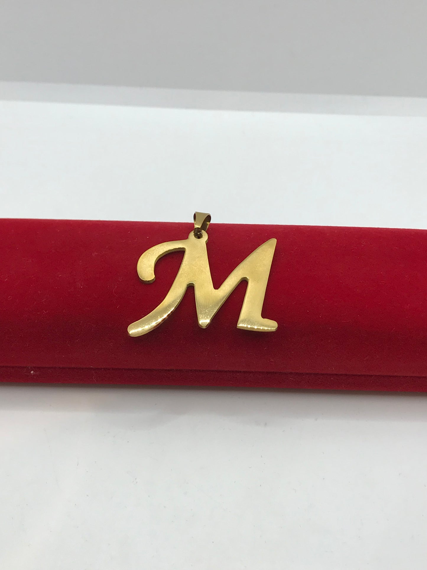 ਪੱਤਰ ਪੈਂਡੈਂਟ