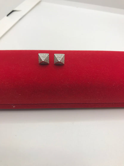 Boucles d'oreilles pyramidales en argent sterling 925