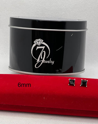 Clou d'oreille en argent sterling (carré noir)