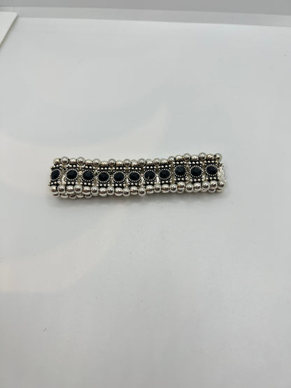 ਆਕਸੀਡਾਈਜ਼ਡ ਸਟ੍ਰੈਚੀ ਬਰੇਸਲੇਟ