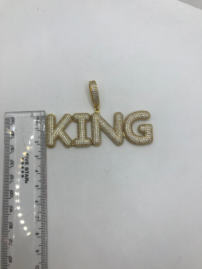 ਹਿੱਪ ਹੌਪ ਆਈਸਡ ਆਊਟ ਕਿੰਗ ਪੈਂਡੈਂਟ