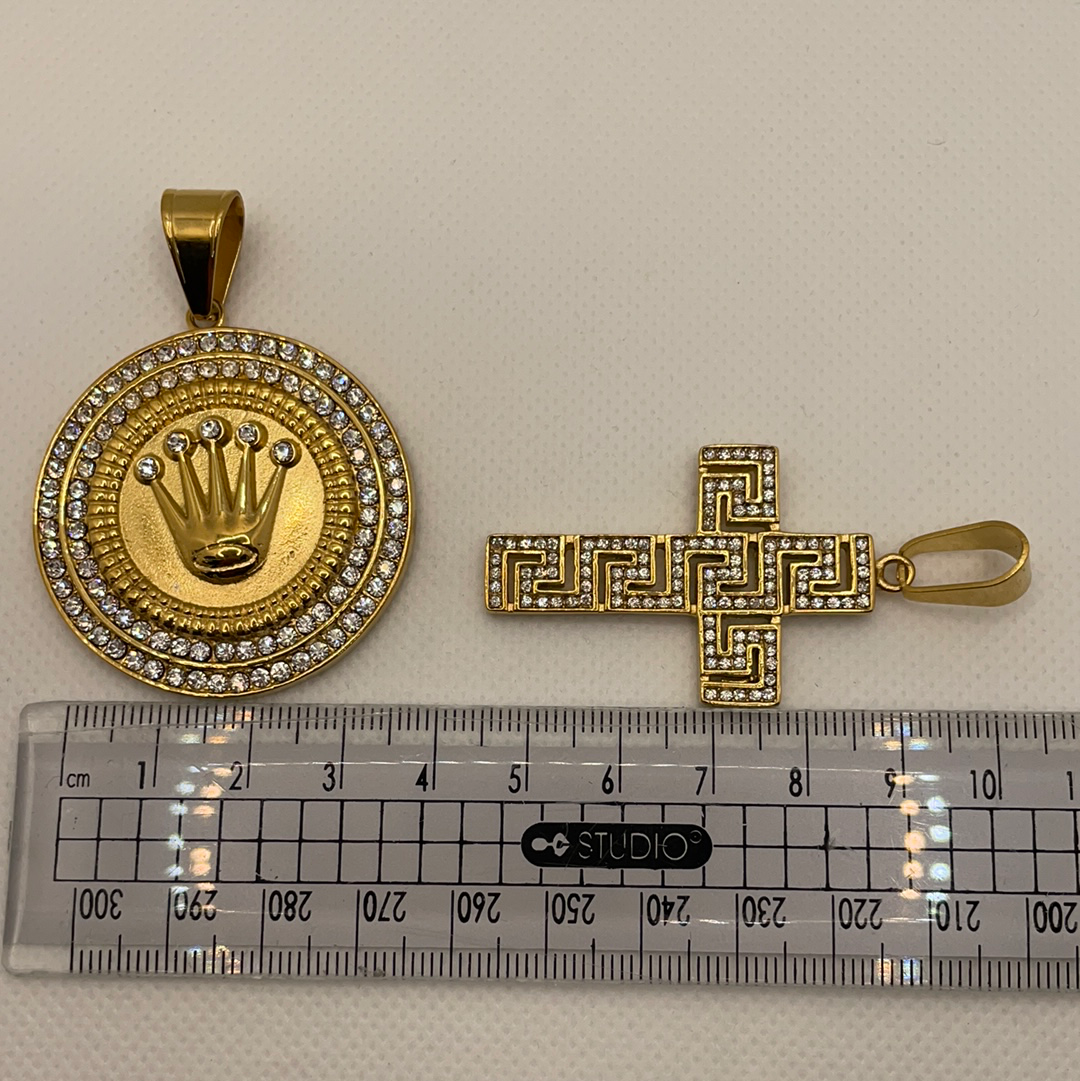 ਫੈਸ਼ਨੇਬਲ ਸੋਨੇ ਦੀ ਪਲੇਟ ਵਾਲੇ ਪੈਂਡੈਂਟ।