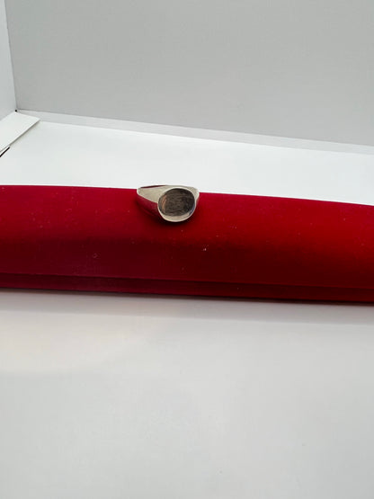 Chevalière ovale en argent véritable