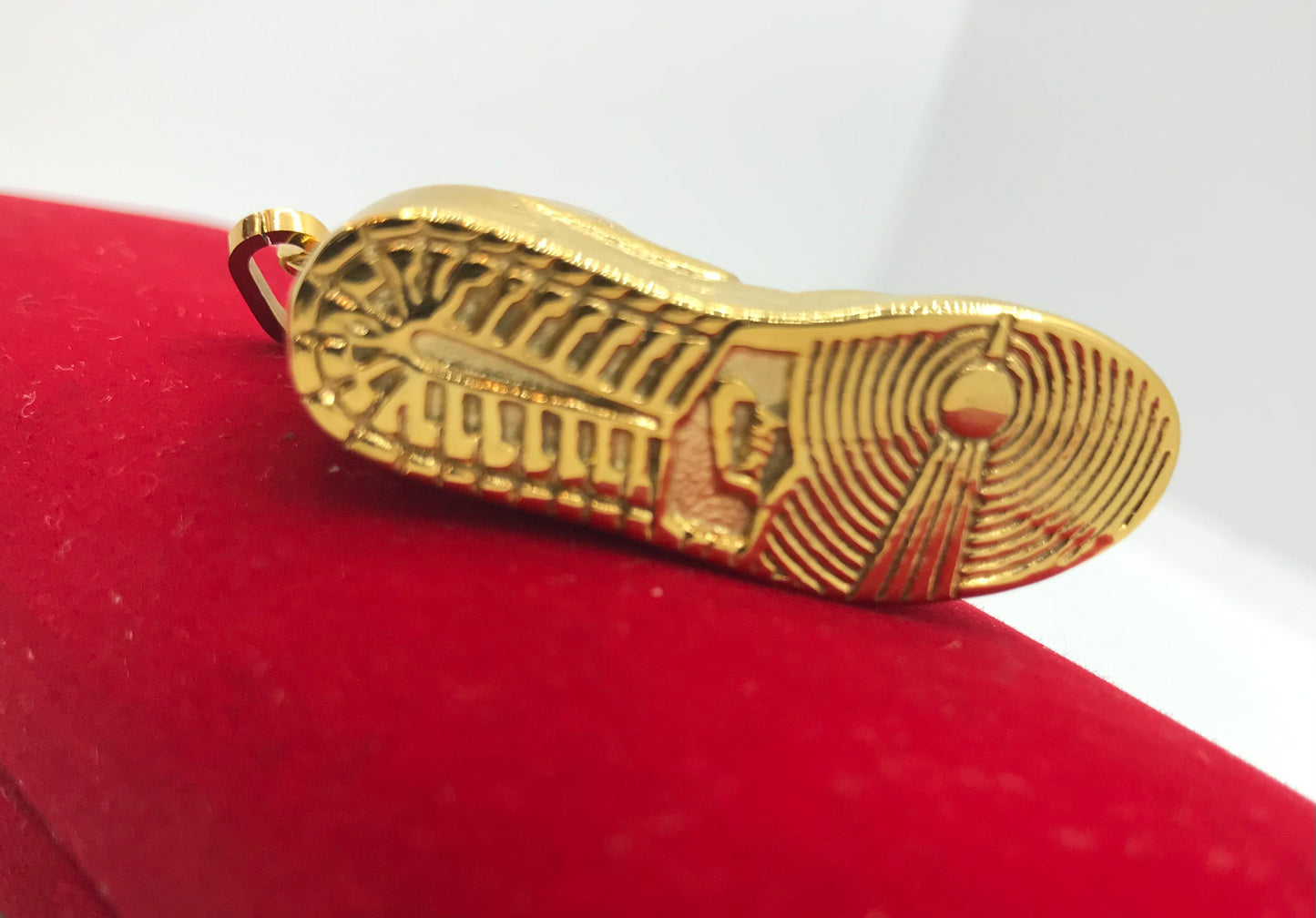 Pendentif chaussure en acier inoxydable