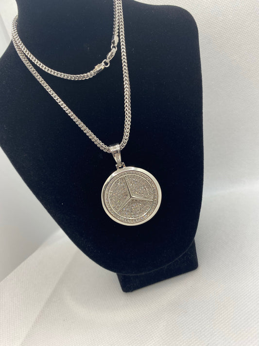 Pendentif avec logo Mercedes