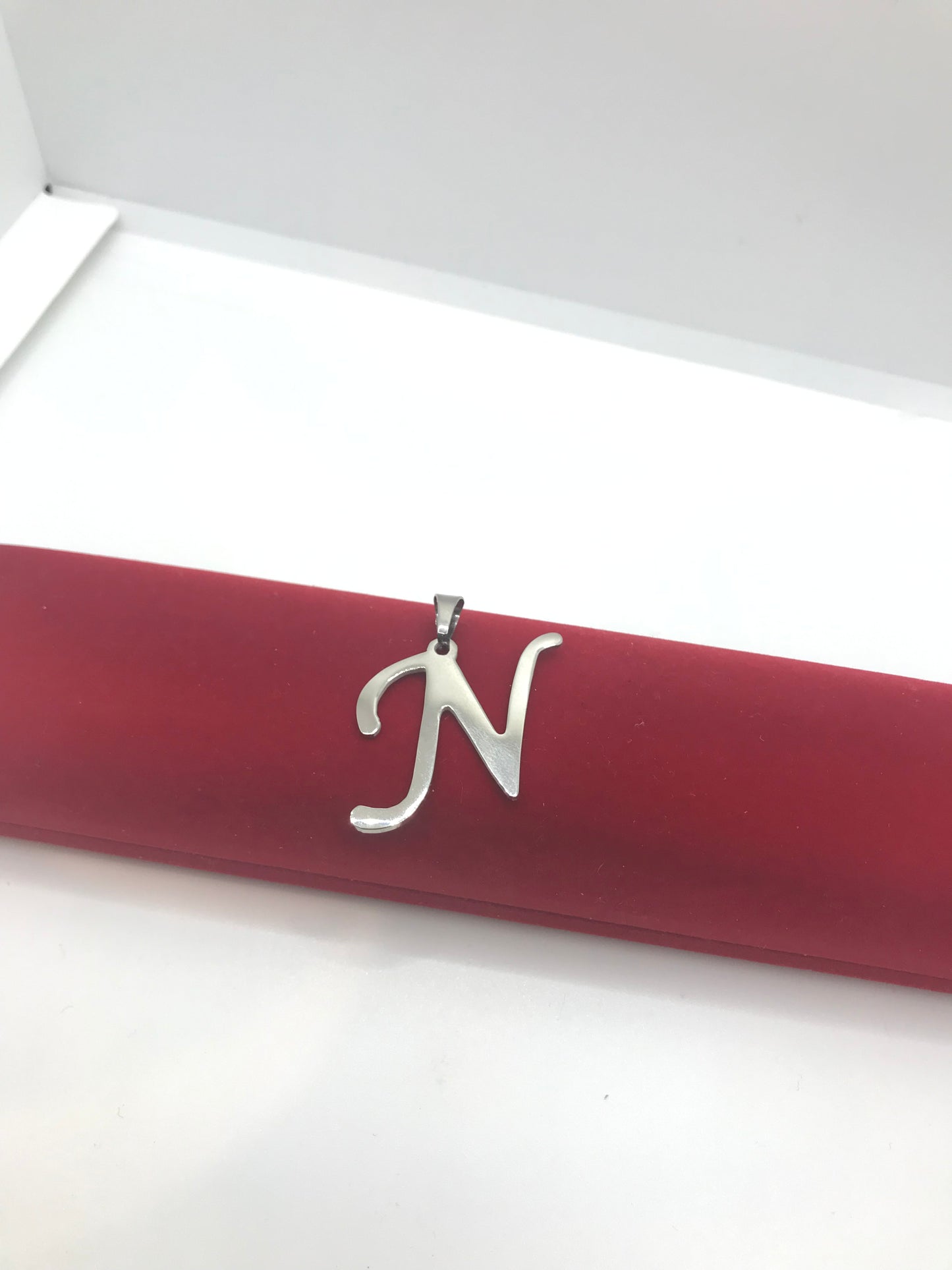 ਸਟੇਨਲੈੱਸ ਸਟੀਲ ਦੇ ਸ਼ੁਰੂਆਤੀ ਪੈਂਡੈਂਟ