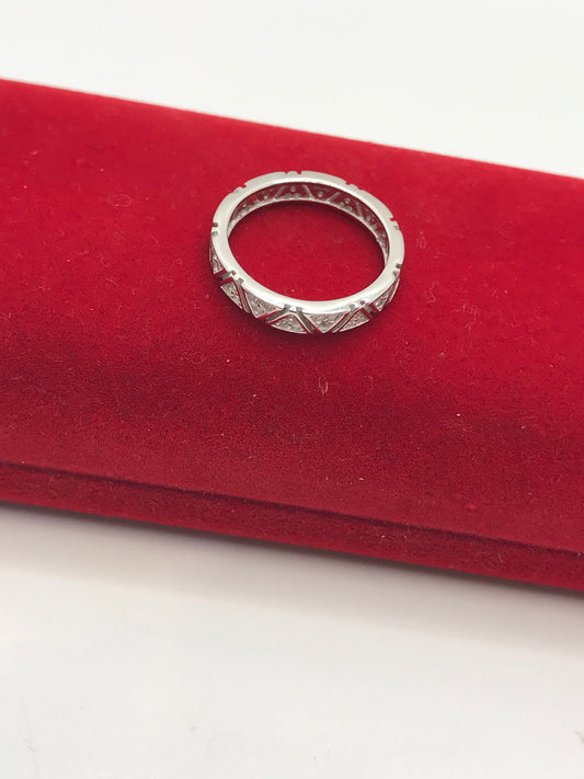 Bague triangulaire en argent sterling