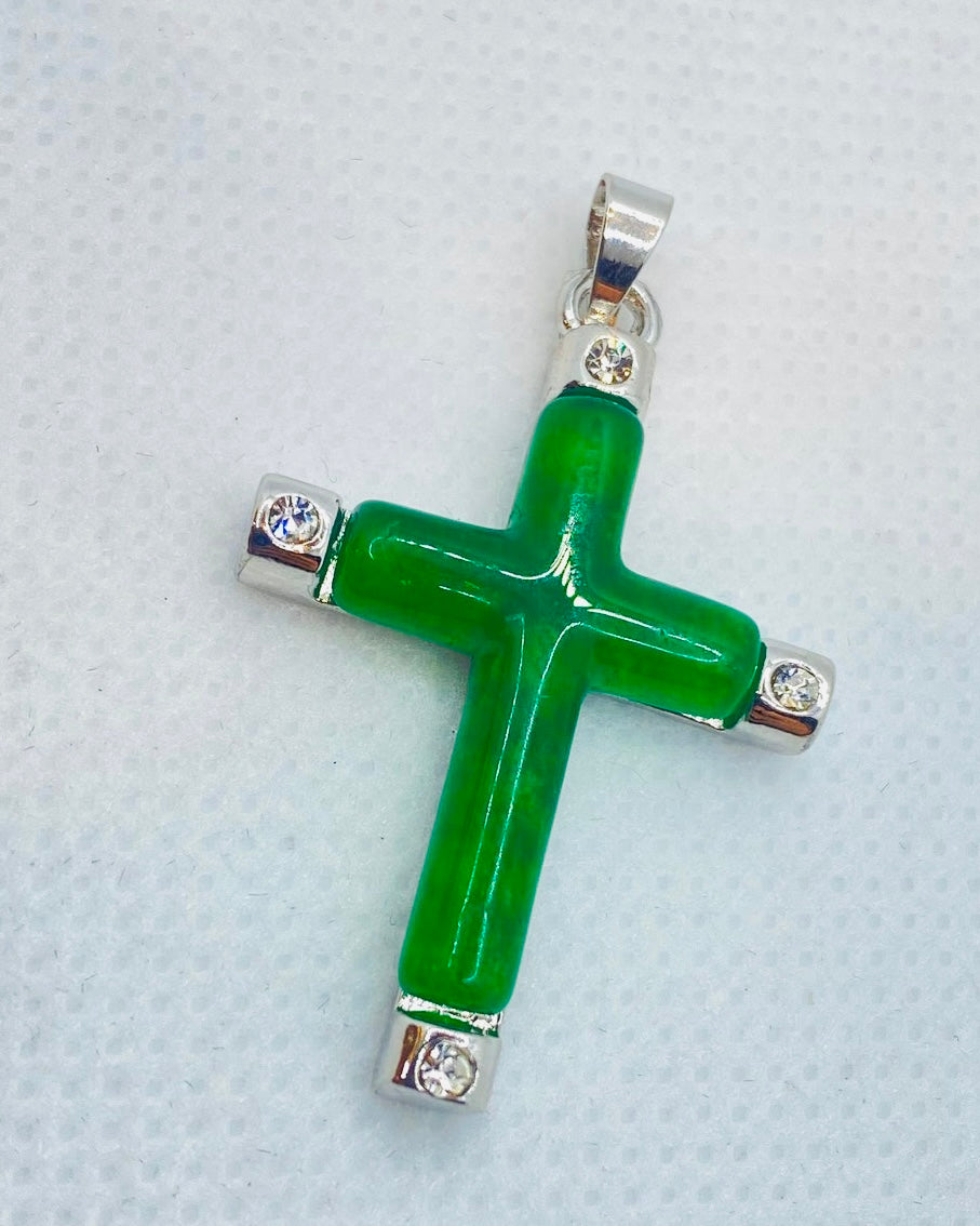 Pendentifs en croix de jade véritable