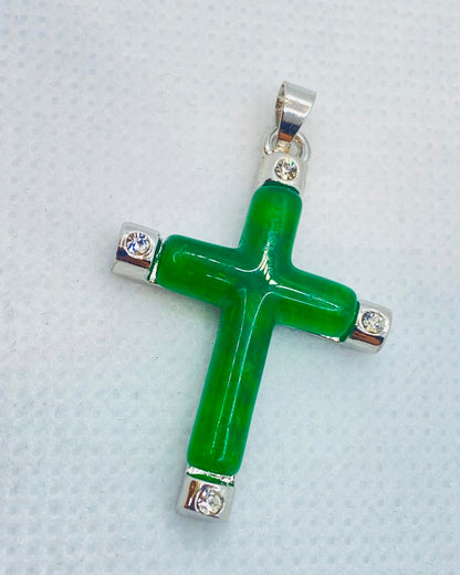 Pendentifs en croix de jade véritable