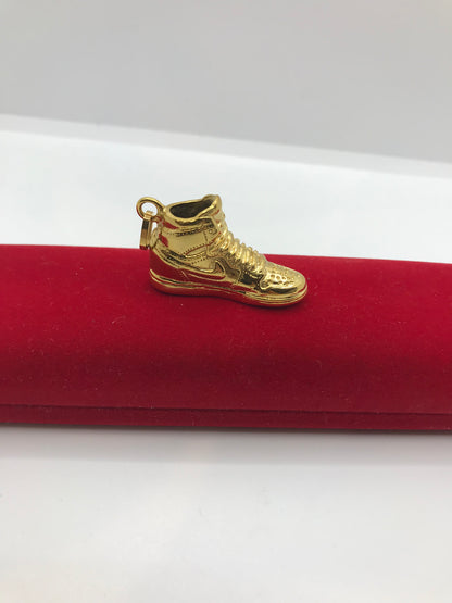 Pendentif chaussure en acier inoxydable