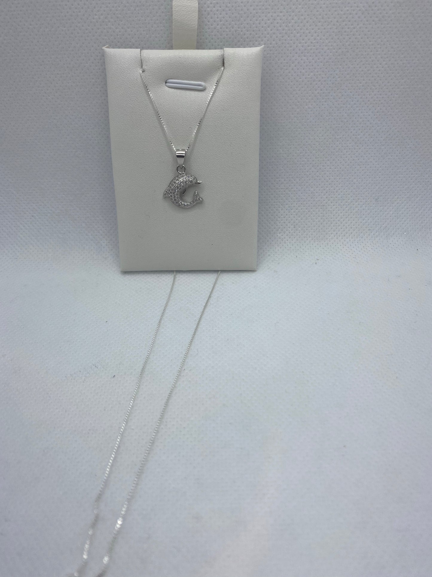 Collier dauphin en argent véritable