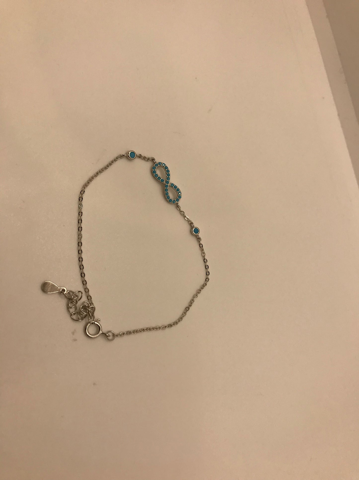 Bracelet infini en argent sterling