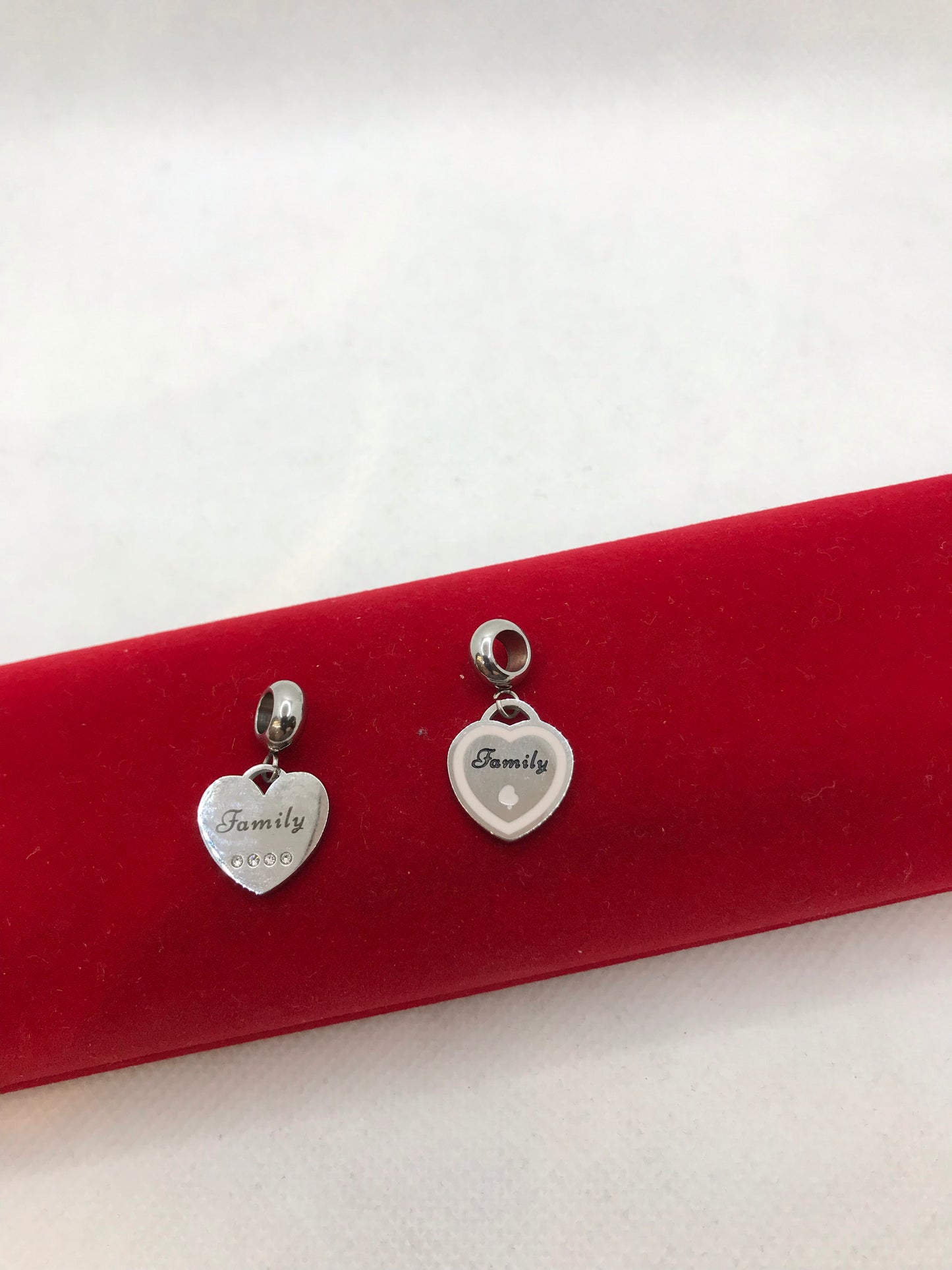 Lovable charms and pendants