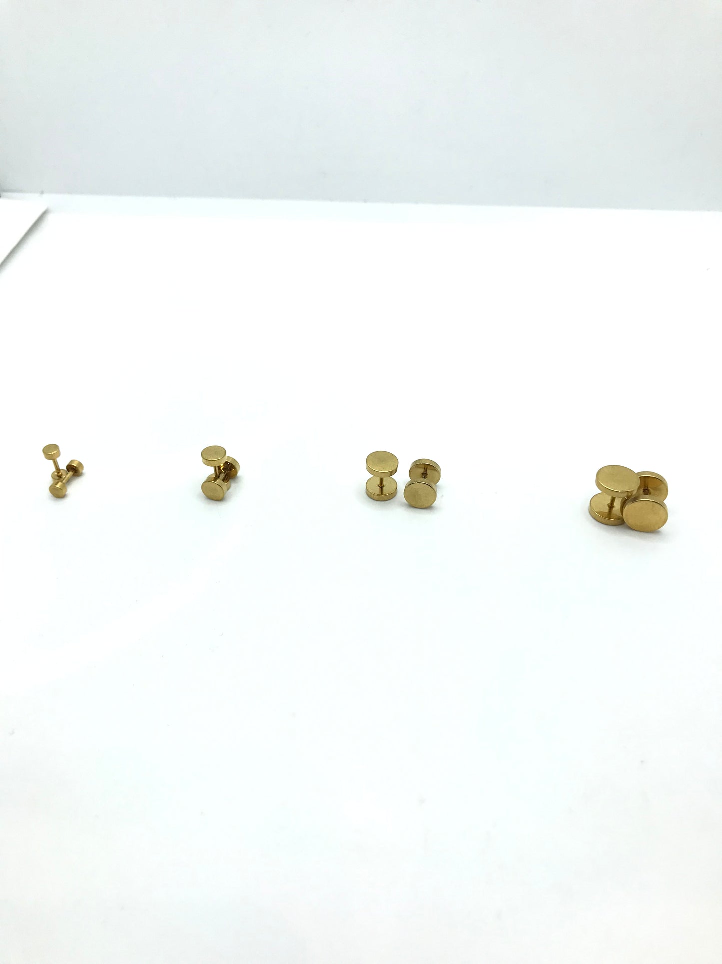 Stainless steel screw back studs(gold color)