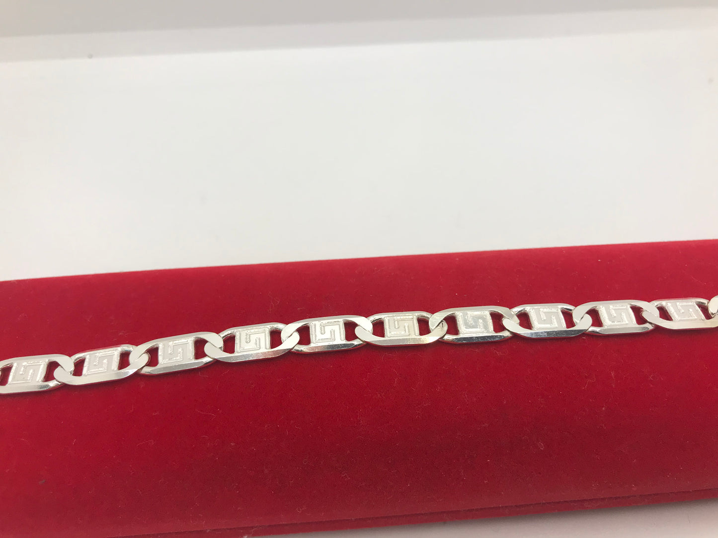 ਸਟਰਲਿੰਗ ਚਾਂਦੀ ਦੇ ਬਰੇਸਲੇਟ