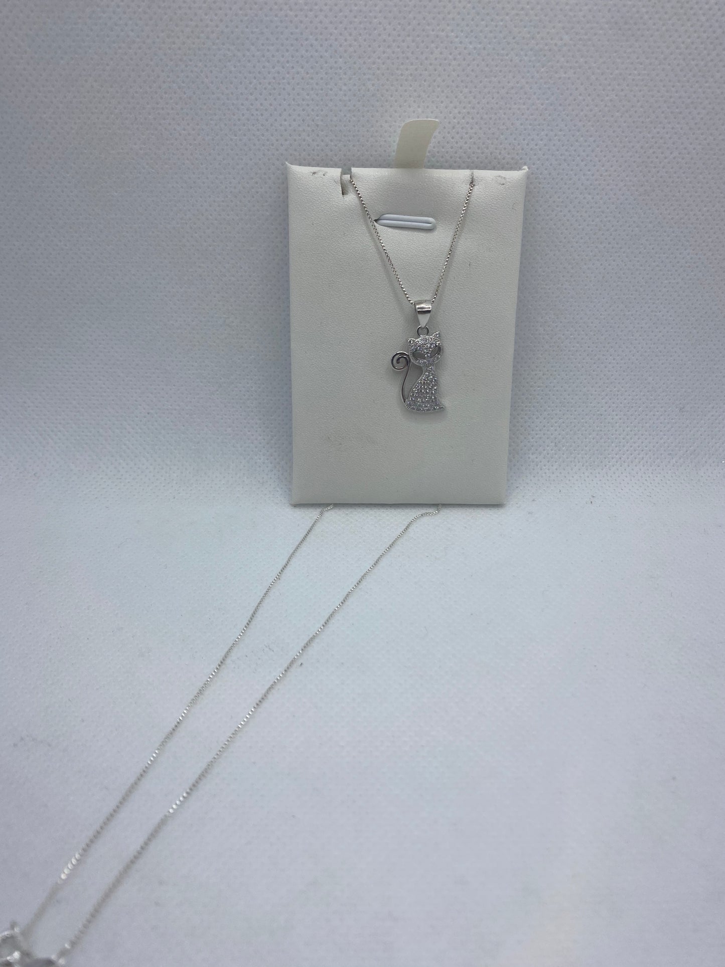 Collier chaton en argent véritable