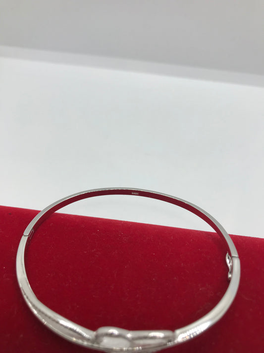 Sterling silver heart ❤️ bangle