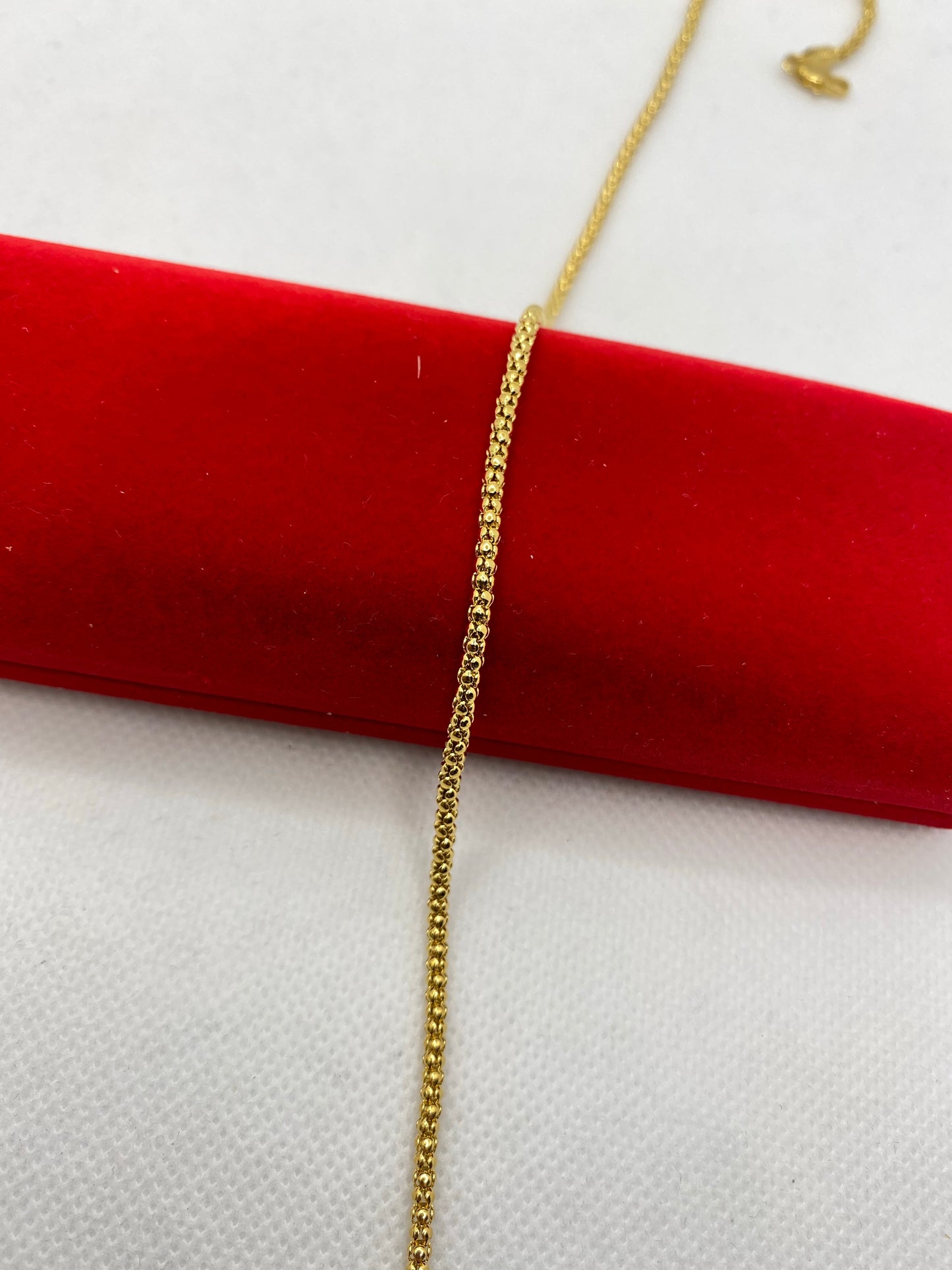 Chaînes plaquées or