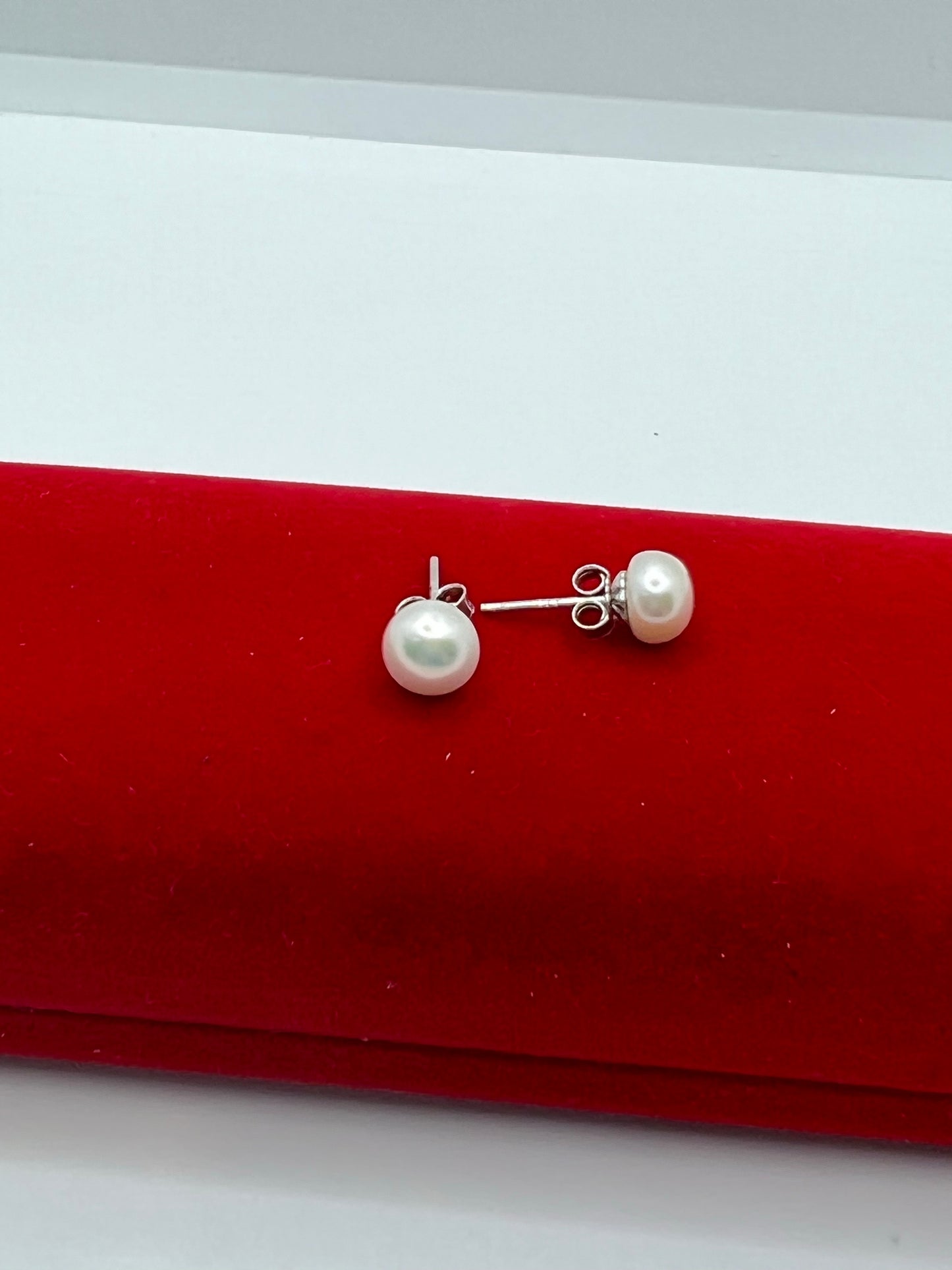 925 Sterling Silver pearl Set