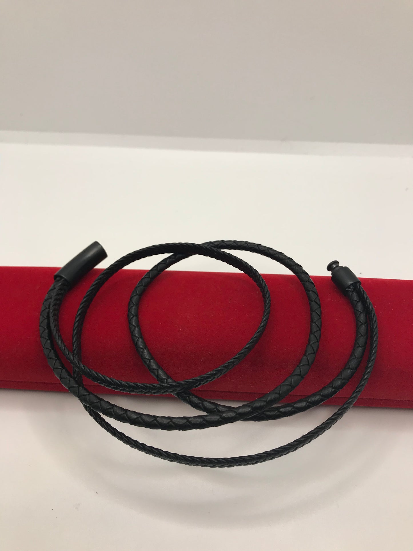 Free size leather bracelet