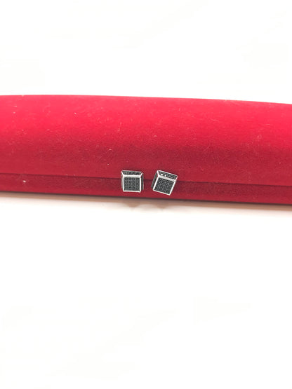 925 ਸਟਰਲਿੰਗ ਸਲਾਈਵਰ ਸਟੱਡਸ