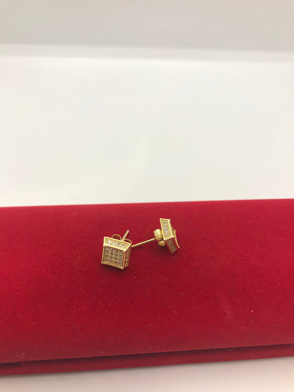 925 ਸਟਰਲਿੰਗ ਸਲਾਈਵਰ ਸਟੱਡਸ