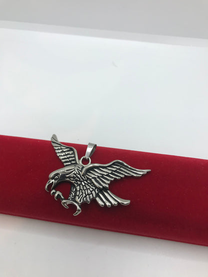 Pendentif aigle en acier inoxydable
